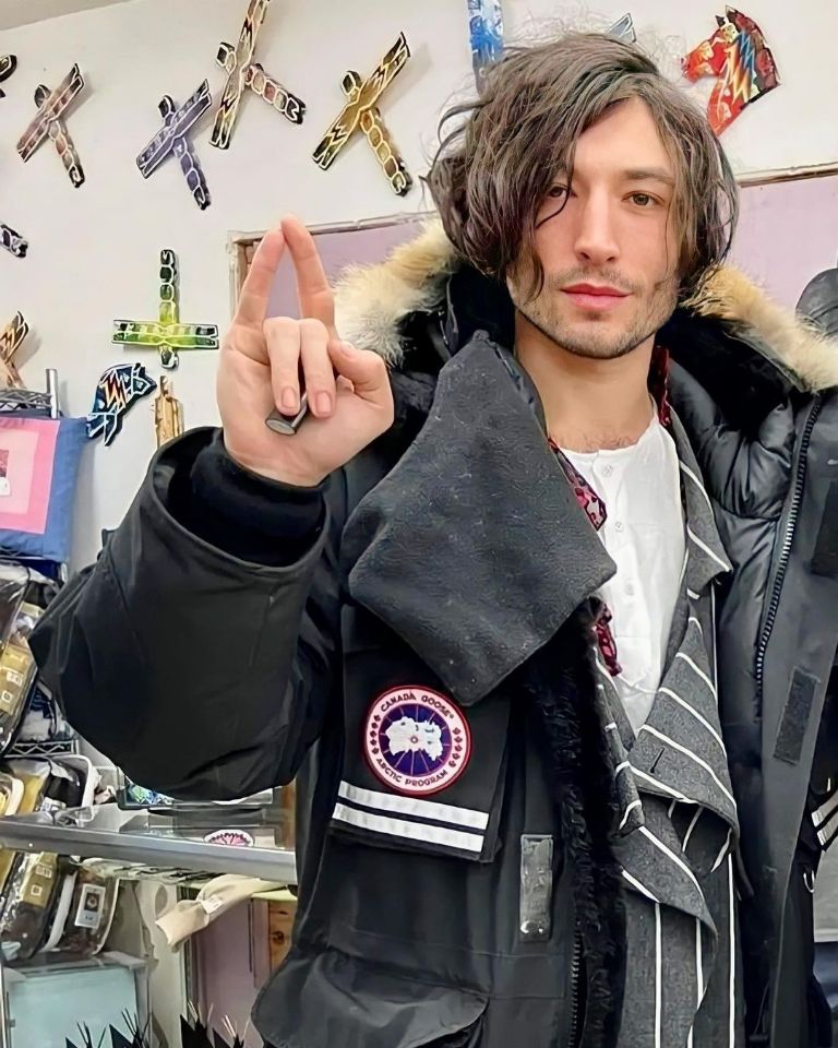 Ezra Miller 