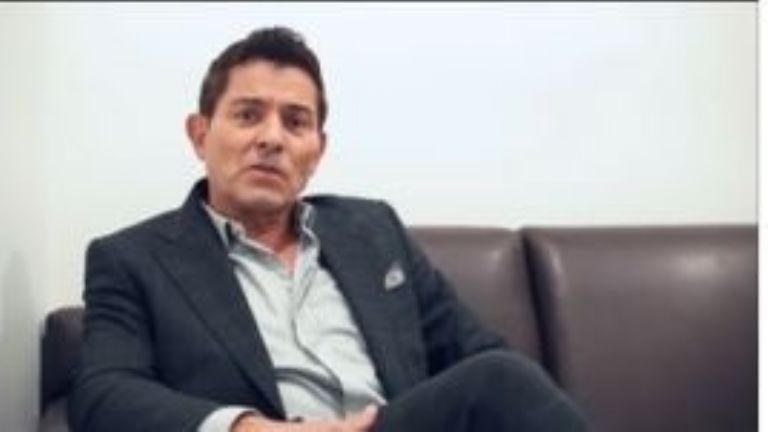 Ernesto Laguardia en video promocional de 'El Galán'