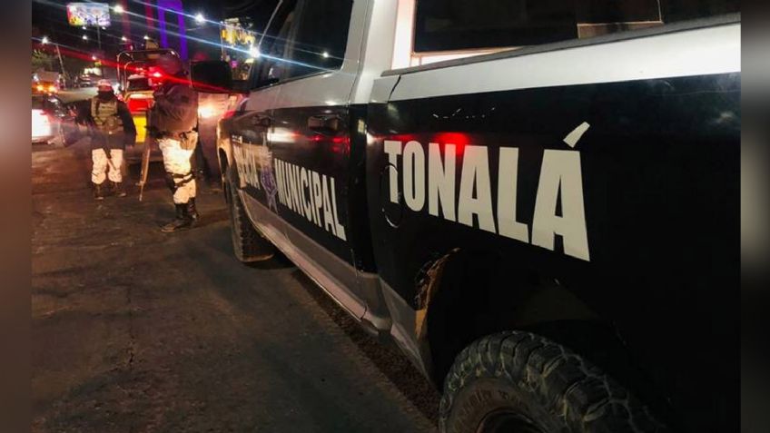 En medio de un predio baldío, localizan el cadáver de una mujer en Jalisco