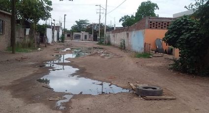 Ciudad Obregón: Denuncian drenaje colapsado en colonia Aves del Castillo