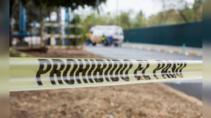 A la orilla de una carretera a Pátzcuaro, encuentran el cadáver de un hombre dentro de bolsas negras