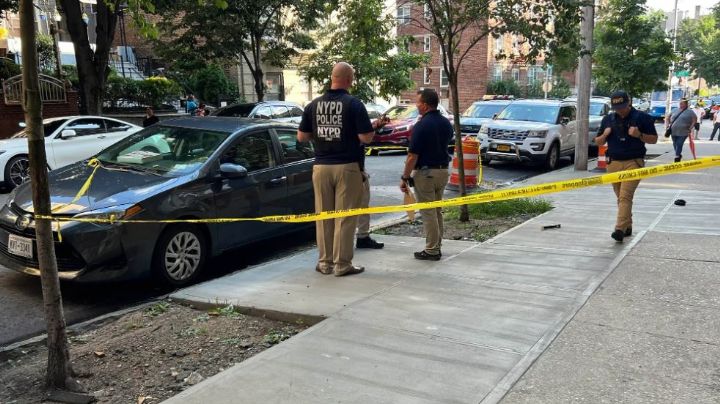 Adolescente apuñala a un hombre en la calle a plena luz del día; la esposa de la víctima vio todo