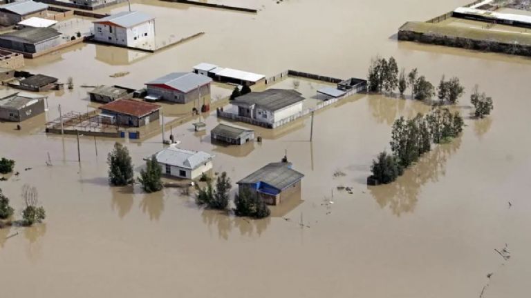 Inundaciones en provincia de Irán