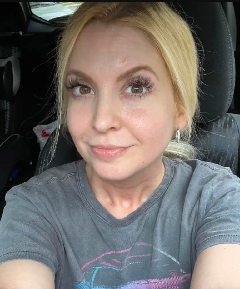 Christina Lee Powell 