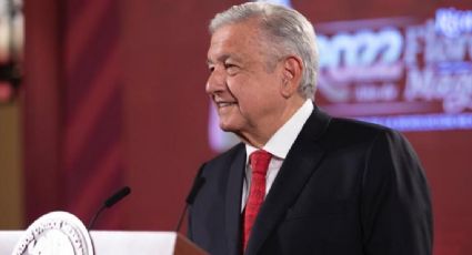 Para apoyar a Salud Pública, López Obrador planea traer más médicos extranjeros a México