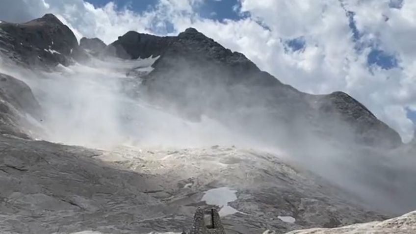 Impresionante VIDEO: Se desprende glacial en Italia; hay 6 muertos y varios desaparecidos
