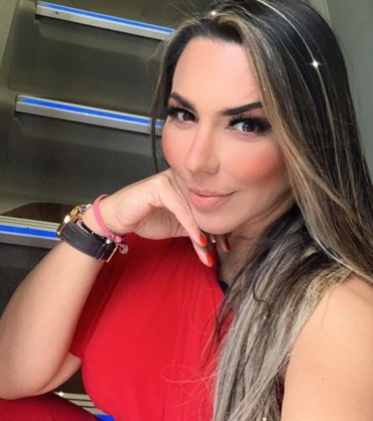 Vanessa Oyarzún 'La Vecina'