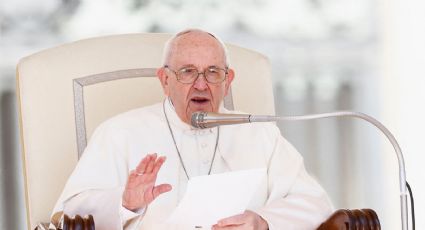 Papa Francisco descarta renunciar por sus problemas de salud; afirma viajará a Canadá