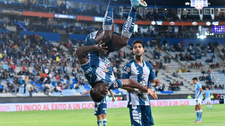Tuzos del Pachuca despluman a los Gallos Blancos del Querétaro en el cierre de la Jornada 1