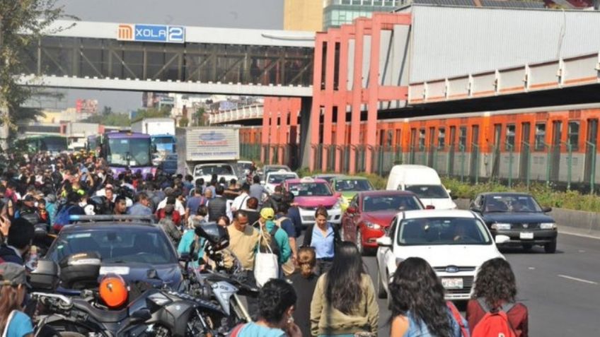 Metro de la CDMX queda mal a los usuarios de nuevo: Servicio en L2 es suspendido y genera caos