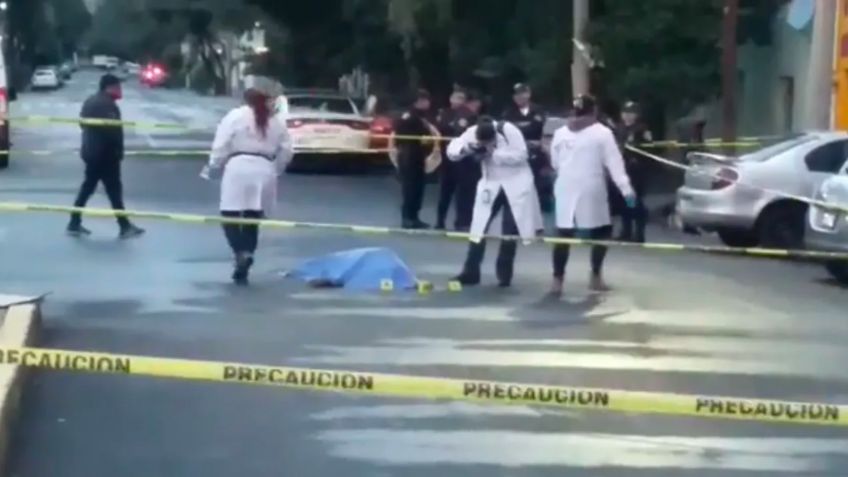 VIDEO: 'Abuelito' muere tras ser atropellado 2 veces; dejan cuerpo tirado en plena calle y huyen