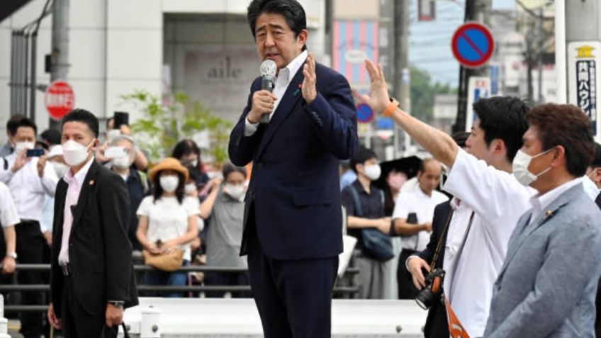Asesinan a balazos a Shinzo Abe, exprimer ministro de Japón; atentando queda en VIDEO