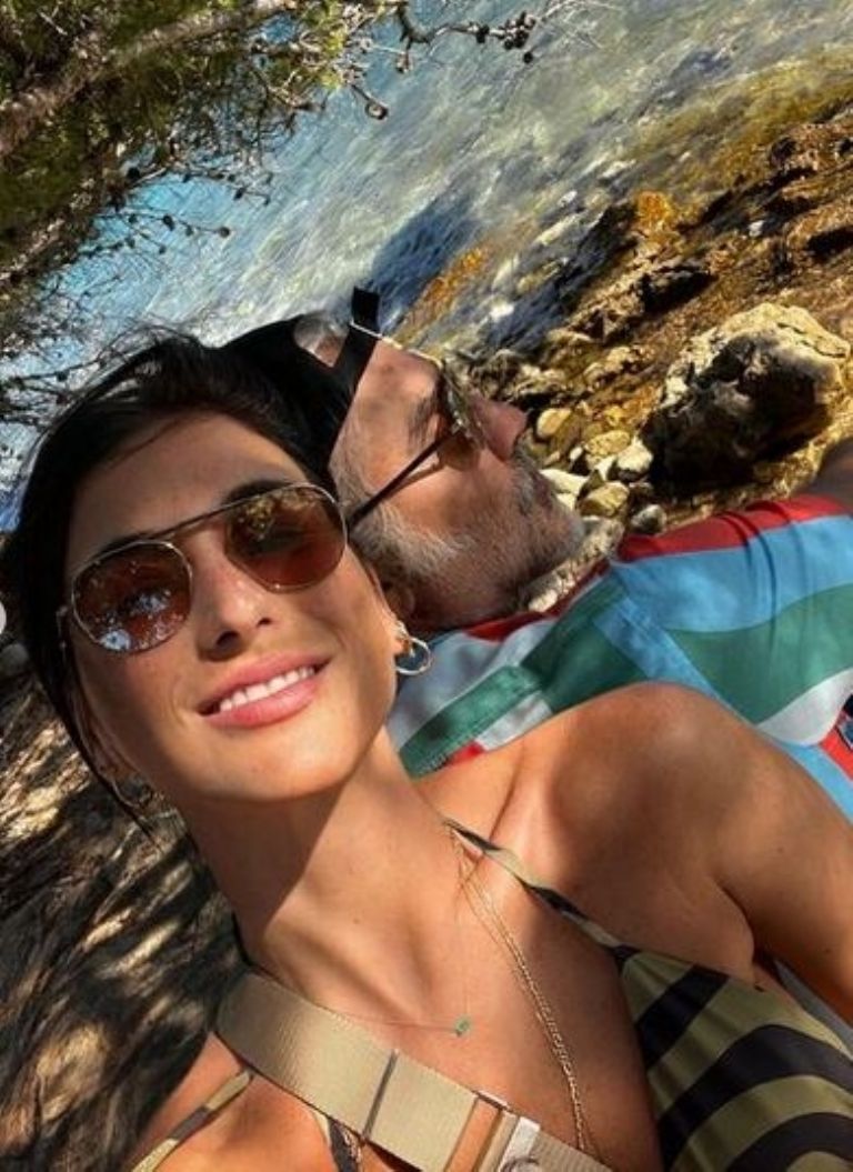 Alejandro Fernández y su novia