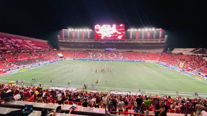 Violencia alcanza a la Liga MX: Queman auto a metros del Estadio Caliente en el Xolos-Puebla