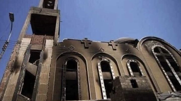(VIDEO) Terrible accidente: Iglesia en Egipto sufre incendio; incidente deja más de 40 muertos