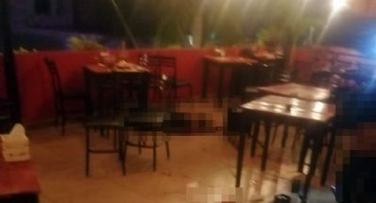 Ataque armado al interior de un bar queda en VIDEO: Sicarios balean a 7 de los asistentes