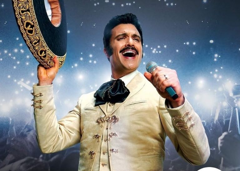 Jaime Camil en papel de Vicente Fernández