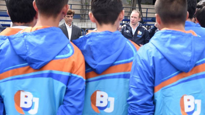 A la Club de Cuervos: En la alcaldía Benito Juárez quieren su propio equipo de futbol