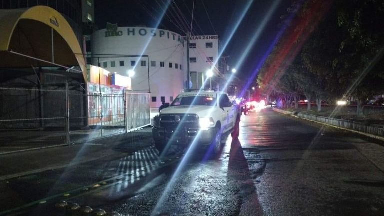 Los lesionados fueron llevados a un nosocomio en Celaya. Foto: Facebook