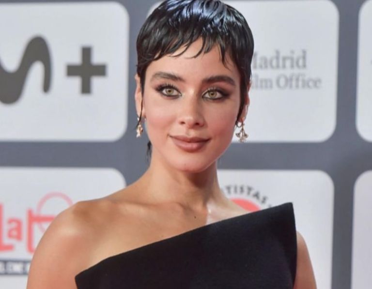 Instagram @esmepimentel