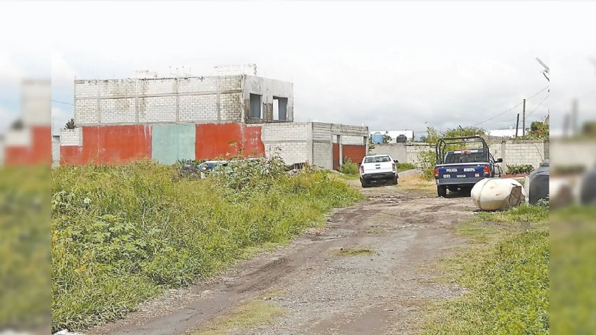 Salvaje feminicidio: Mujer es asesinada por desconocidos; abandonaron su cuerpo en un predio