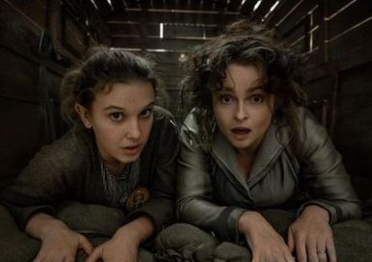 Millie Bobby Brown y Helena Boham Carter