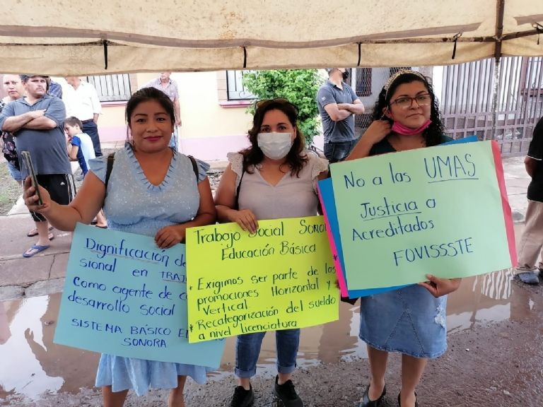 Manifestantes en Ciudad Obregón. Foto: Javier Zepeda
