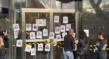 Fredid Román: Periodistas cierran de manera simbólica la FGR; exigen justicia
