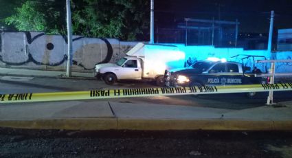 Tienen el 'tiro de gracia': Al interior de un vehículo abandonado, encuentran 4 cadáveres