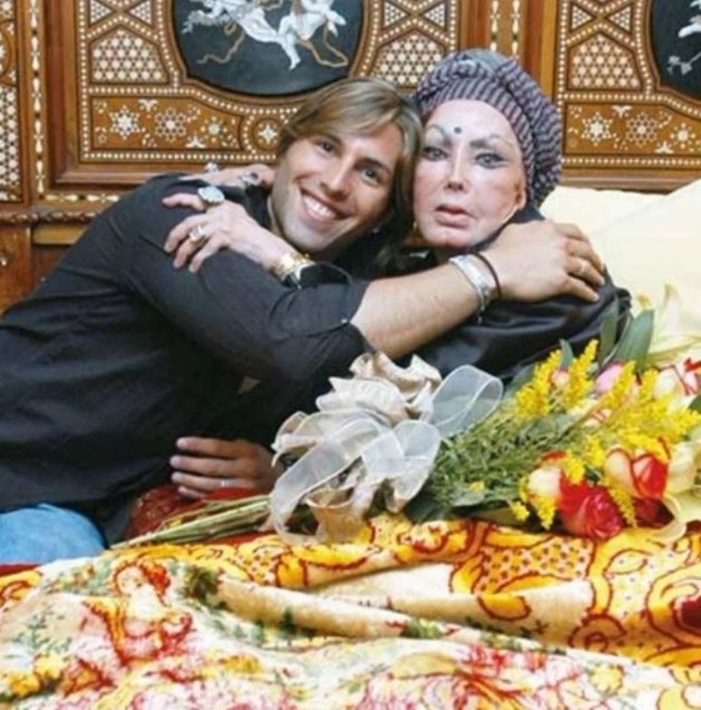 Poncho De Nigris y La Tigresa