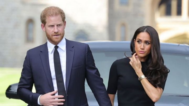 Destrozan a Meghan Markle por hacer esto frente a los dolientes de Isabel II: "Es una narcisista"