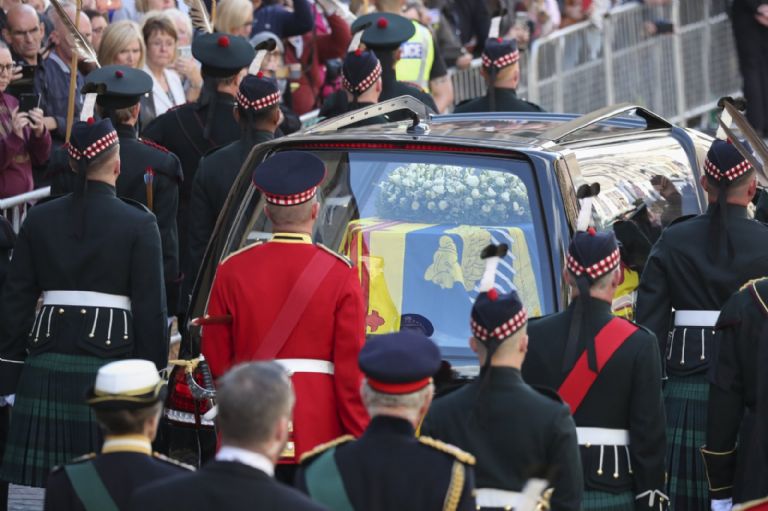 Cortejo Fúnebre Reina Isabel II 