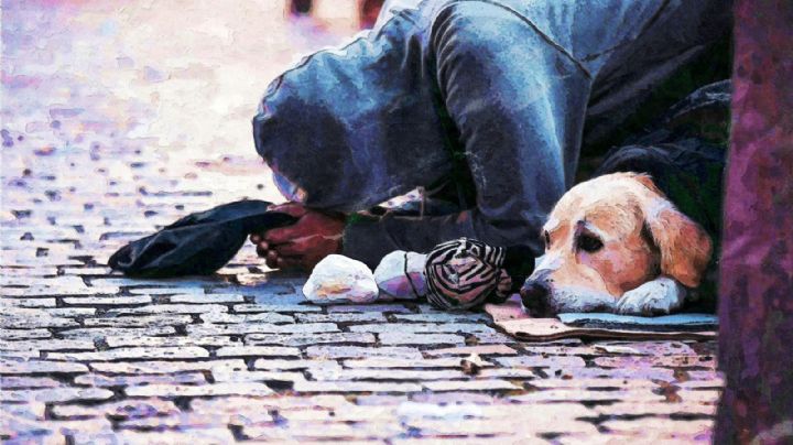 Lo buscan: Joven lanza pirotecnia a un indigente en CDMX; complice capta todo en VIDEO