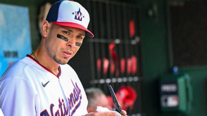 MLB: Joey Meneses envía pelota autografiada a aficionada que fue víctima de "robo"