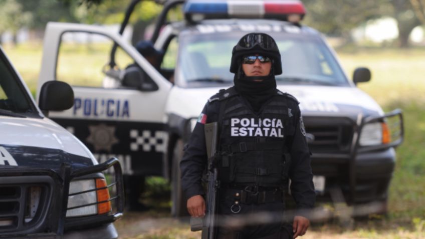 Sin prendas, encuentran a un hombre amarrado en la azotea de un negocio; sería una venganza