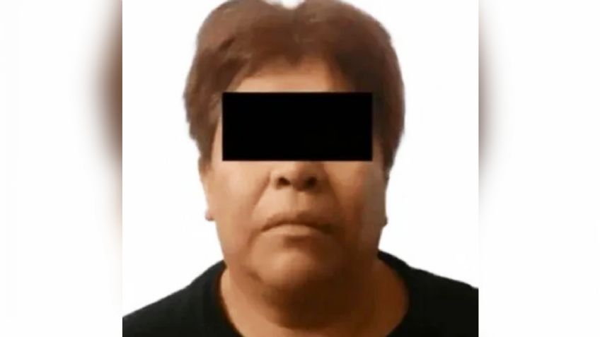 Detienen a mujer que obligaba a su hija de 19 años a tener relaciones con hombres por dinero