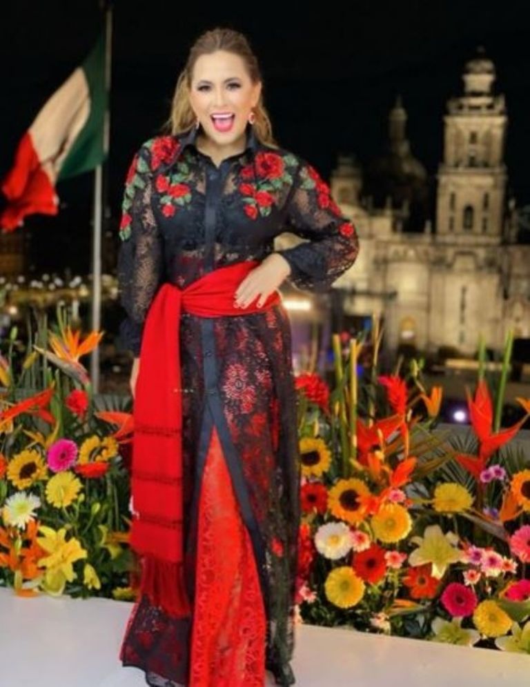 Linet Puente en el Grito de Independencia