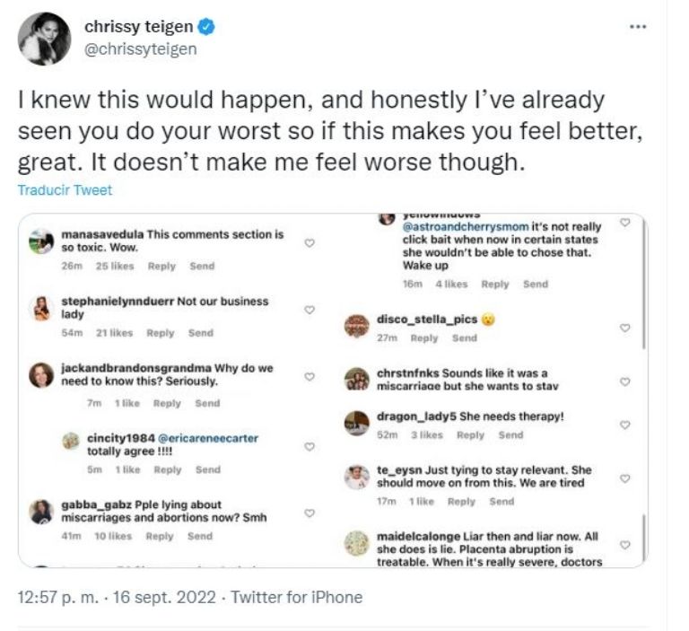 Tuit de Chrissy Teigen