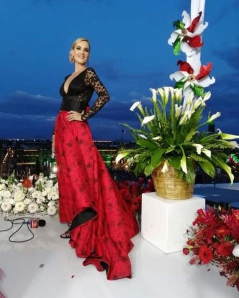 Chantal Andere en el grito de Independencia de México