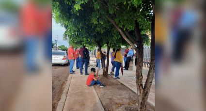 Padres toman la escuela primaria 'Josefina Viuda de Gálvez' en Pueblo Yaqui por falta de agua