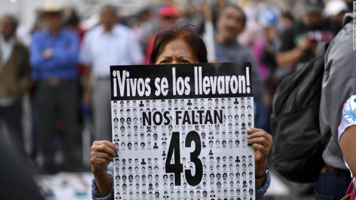 Ayotzinapa: Dan auto de formal prisión a exalcalde de Iguala y a su esposa por delincuencia organizada
