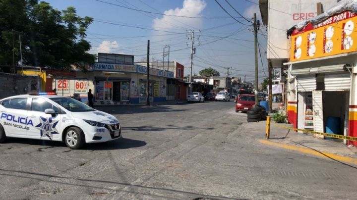 Sicarios aniquilan a balazos a un hombre en un puesto de tacos en Nuevo León