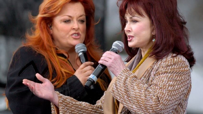 La madre de una querida cantante se quita la vida; así reaccionó la famosa: "Le cerré los ojos"