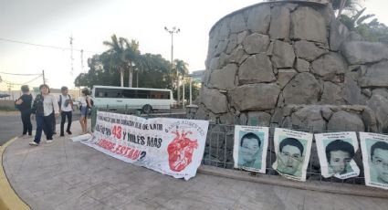 Ciudad Obregón: SNTE conmemora a los 43 normalistas de Ayotzinapa