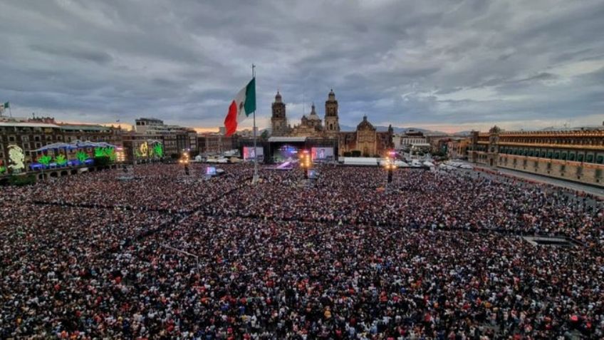 AMLO confiesa que vio el concierto de Grupo Firme en el Zócalo: "Fue un día extraordinario"
