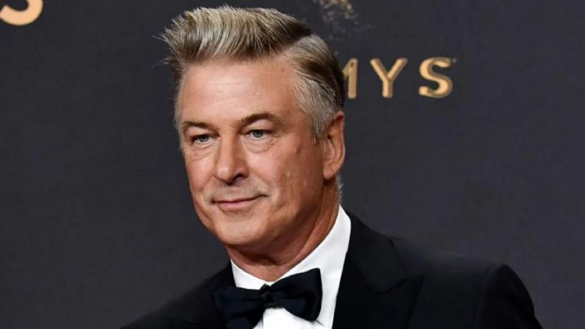 Tras balear a directora de fotografía, el actor Alec Baldwin sería absuelto de cargos en su contra
