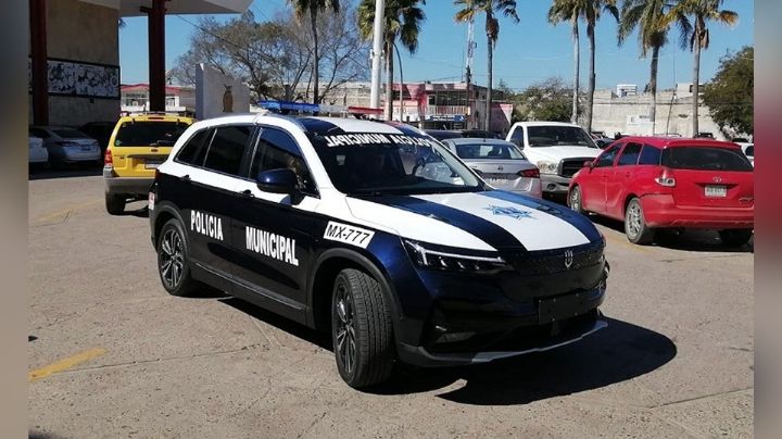 Lamarque Cano analiza implementar patrullas eléctricas en el municipio de Cajeme