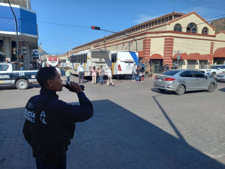 Trabajadoras domésticas se movilizaron en Guaymas. Foto: Javier Santín