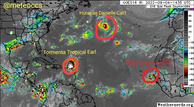 En la imagen, la trayectoria del huracán 'Danielle' y de la tormenta tropical 'Earl'. Foto: Internet