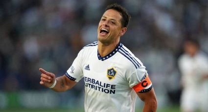 'Chicharito' llega a 200 goles en clubes, pero falla gol de forma terrible frente al arco